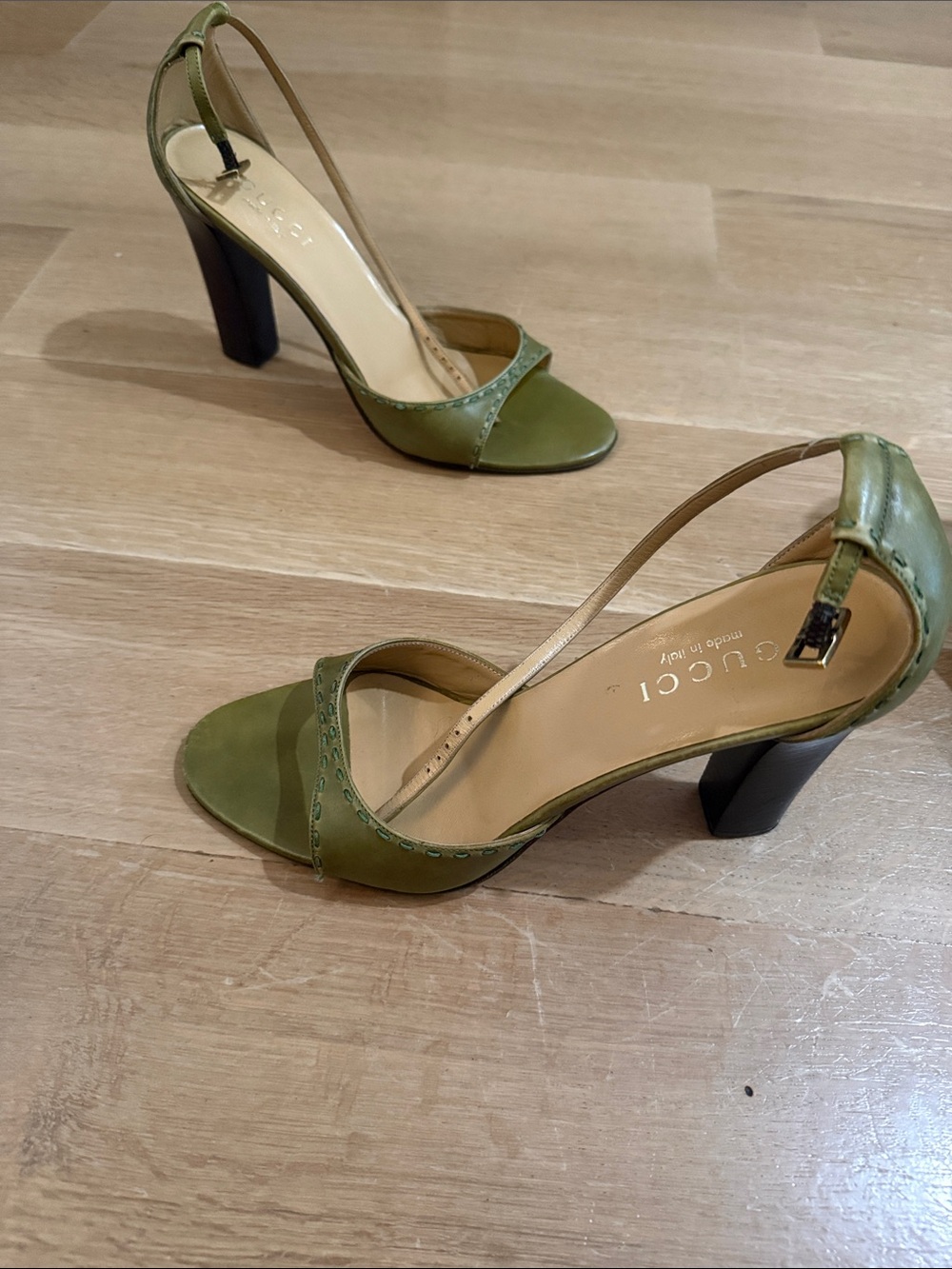 Gucci Olive Green Leather T-Strap High Heel Sandals - Picture 3 of 7
